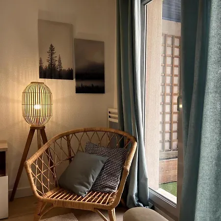 Apartament Beau T3 - Stationnement Prive *